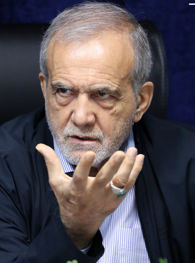 پزشکیان: گلخانه‌ها باید به سواحل جنوبی کشور منتقل شوند